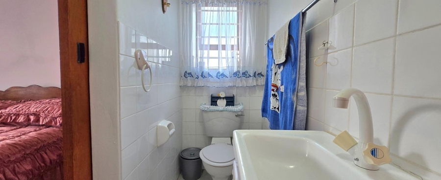 3 Bedroom Property for Sale in Franskraal Western Cape